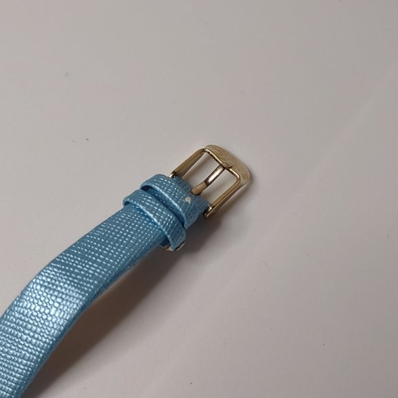 Cute Blue And Gold Tone Watch - Picture 3 of 10